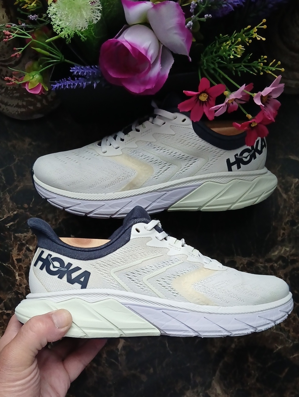 Hoka One Arahi 5 Comfort/Athletic Medical Field Shoes Size 8 5 for Women - Picture 2 of 12